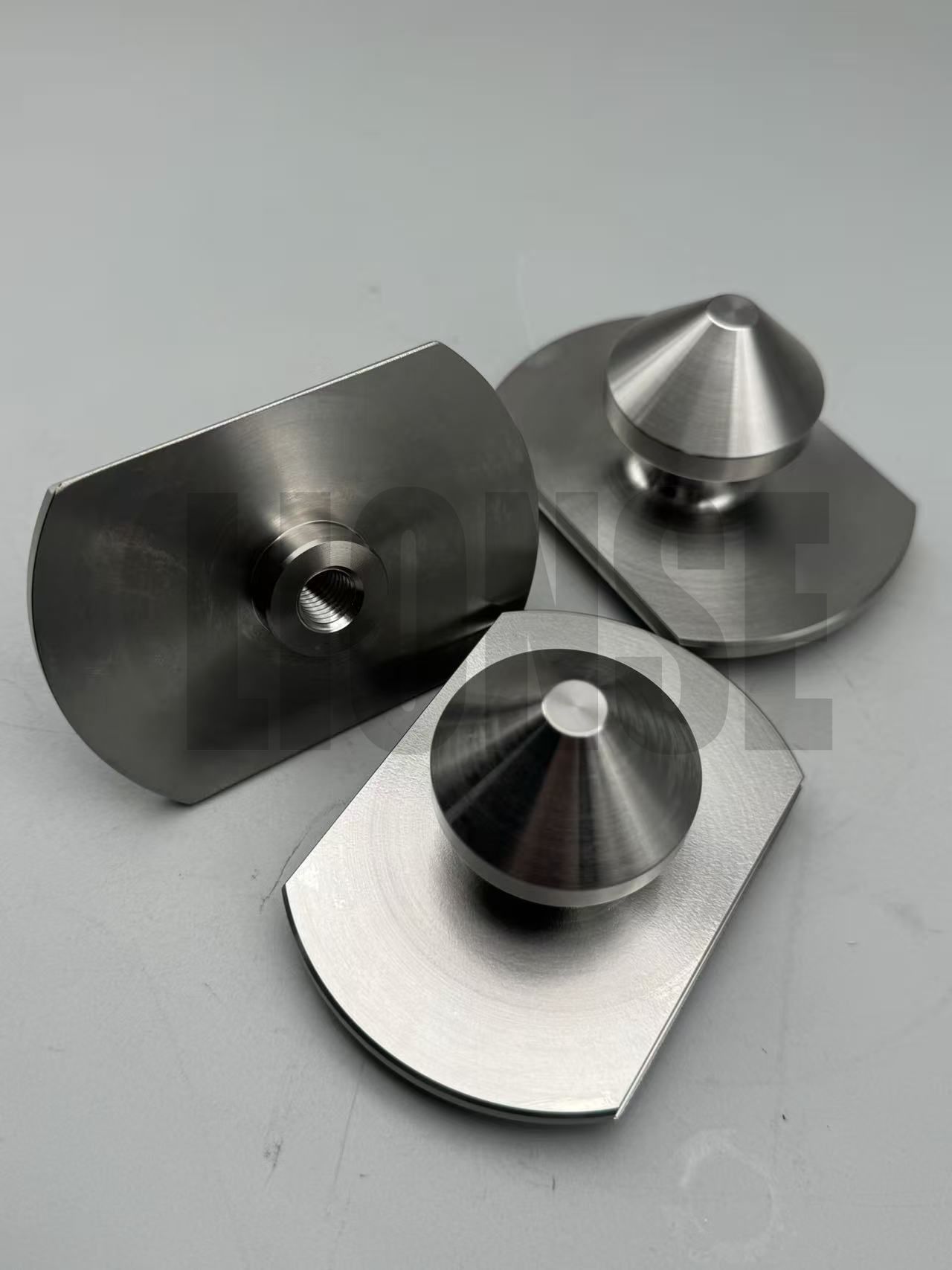 सटीक भागों की तलाश करें? क्या यह पतला पिन आज़माने लायक है?